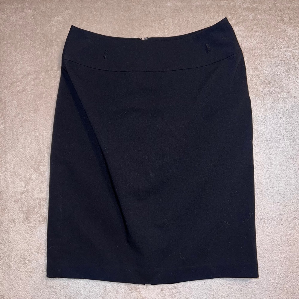 Liz Claiborne Career Black Pencil Skirt Size 4‎ Stretch Professional Workwear